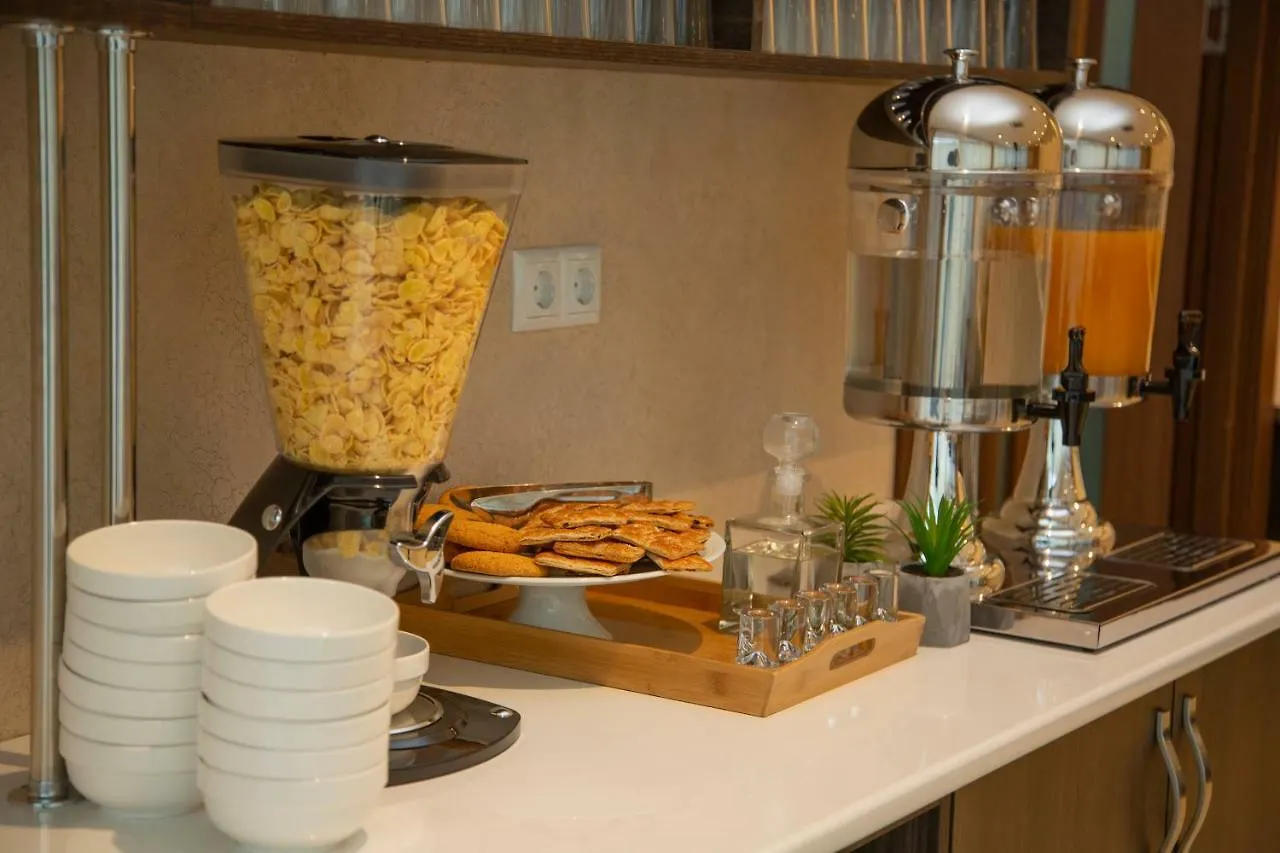 Elisi By Gtm Hotel Tbilisi 3*,